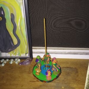 Handmade trippy mushroom insence holder